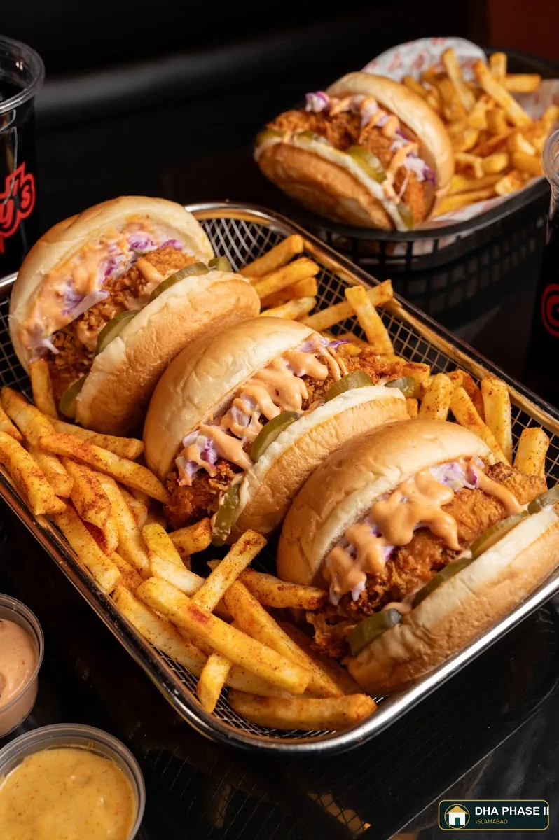 Chucky's Chicken in DHA Phase 2 Islamabad — photo 9