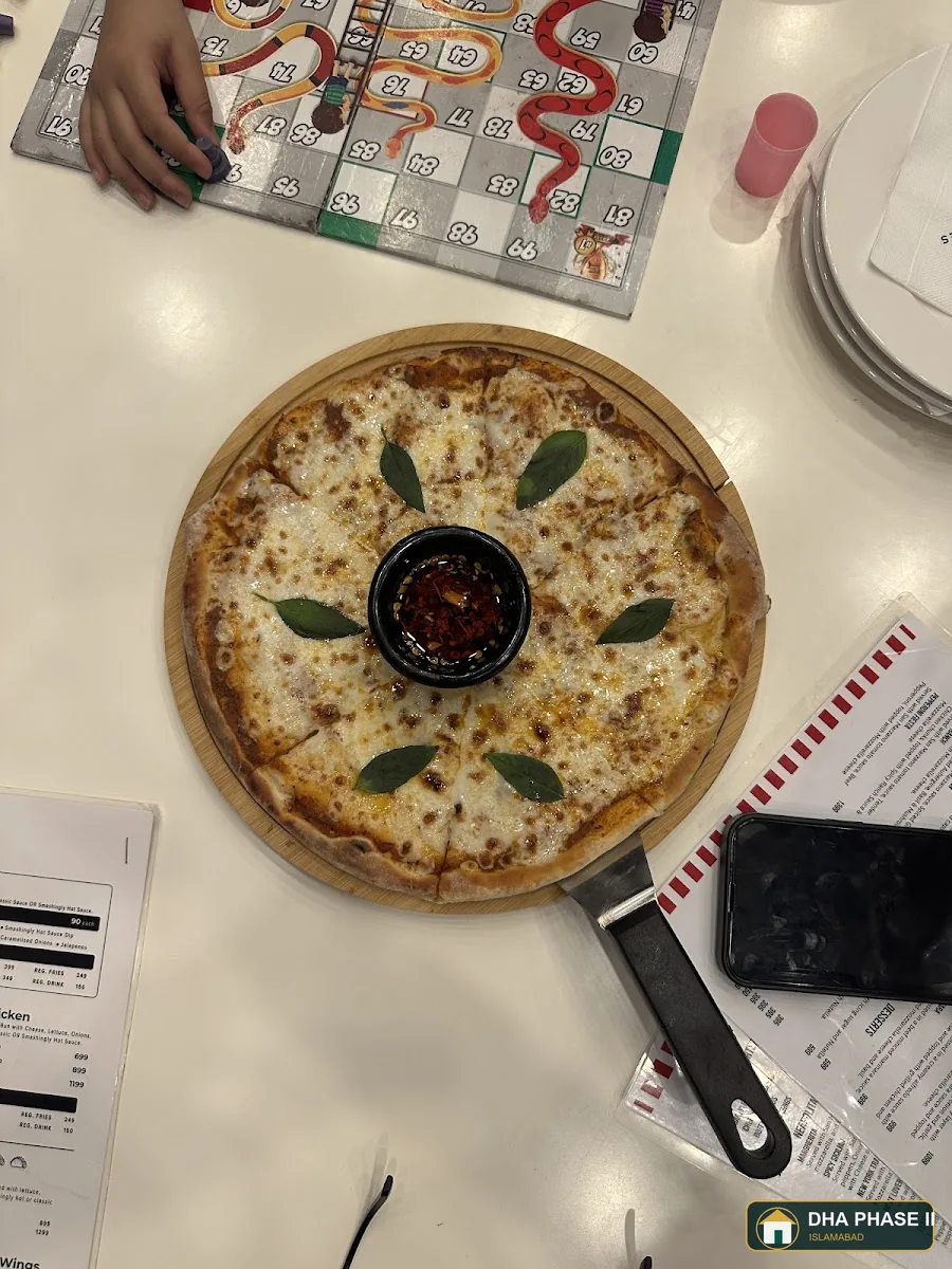 Flatbreads Pizzeria in DHA Phase 2 Islamabad — photo 2