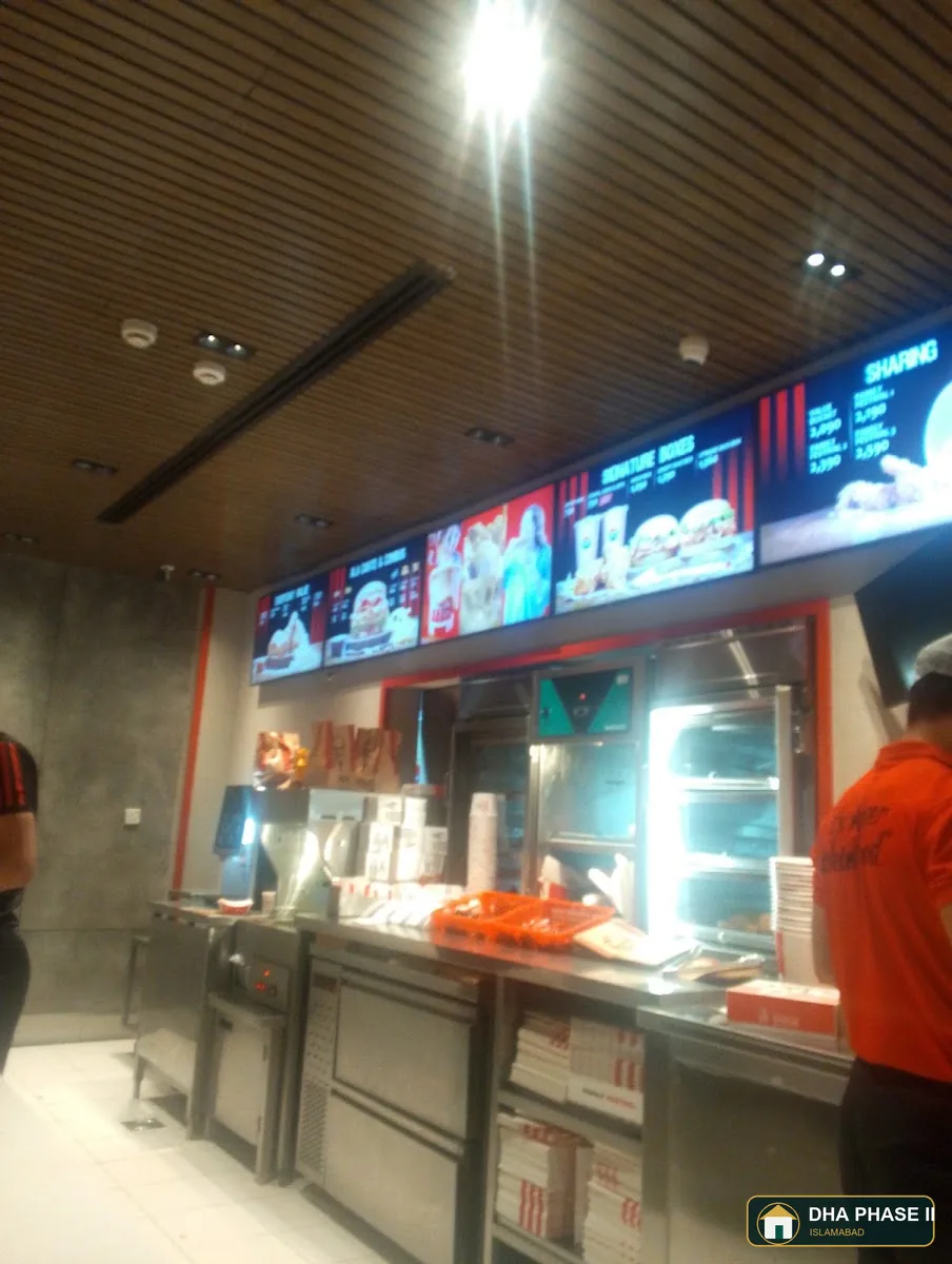 KFC | WTC in DHA Phase 2 Islamabad — photo 26
