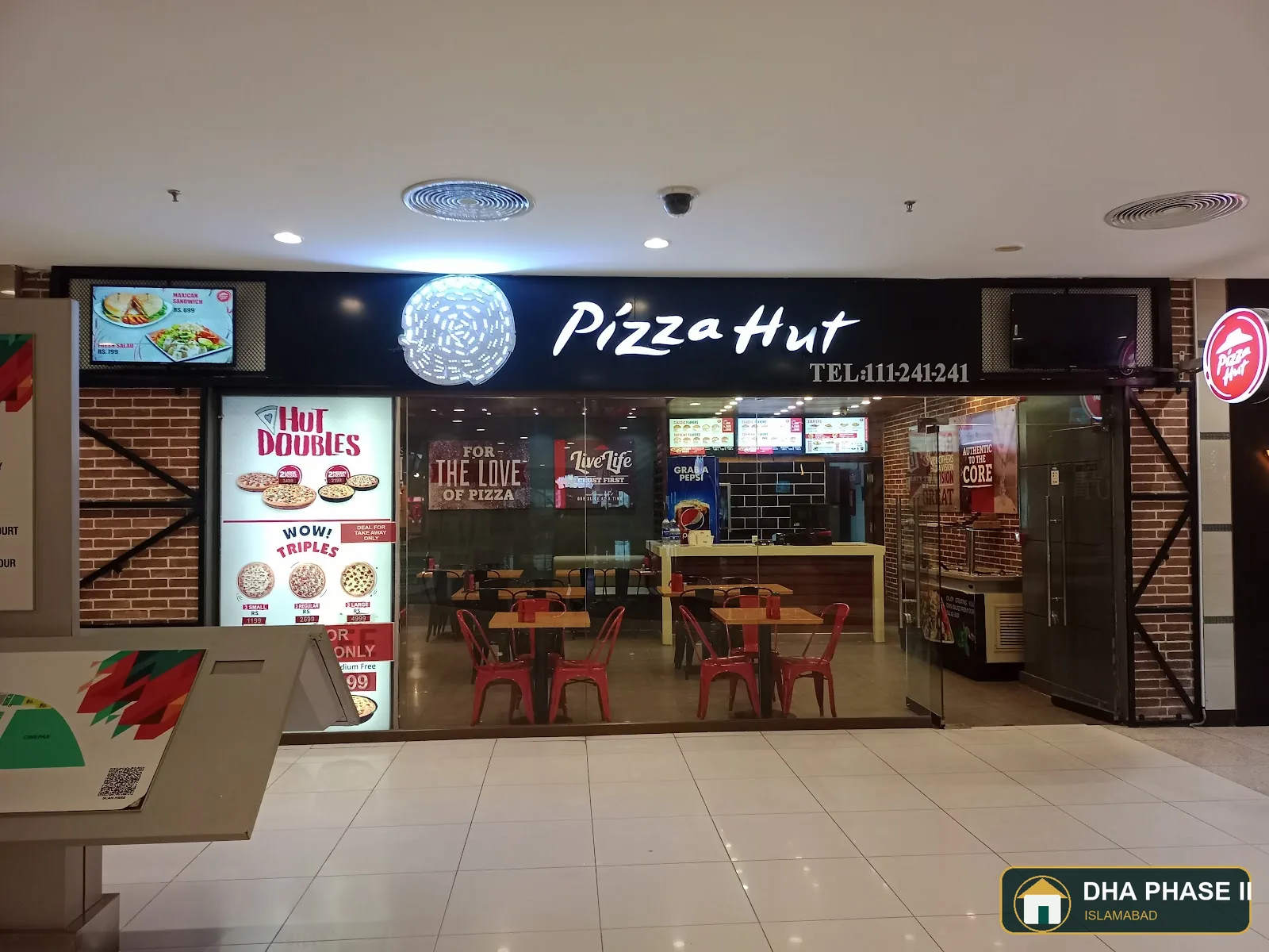 KFC | WTC in DHA Phase 2 Islamabad — photo 28