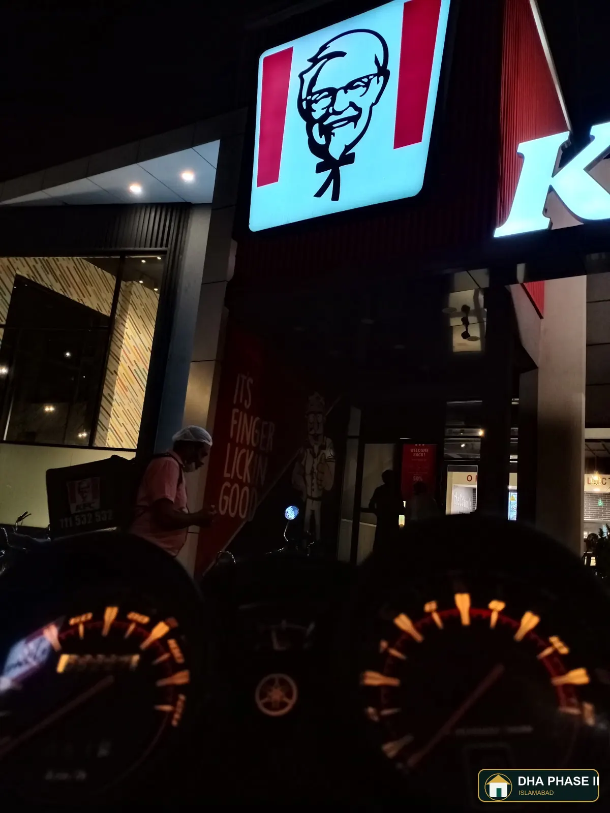 KFC WTC, DHA Phase 2 Islamabad customer review photo 7 by Chaudhry Fahadi