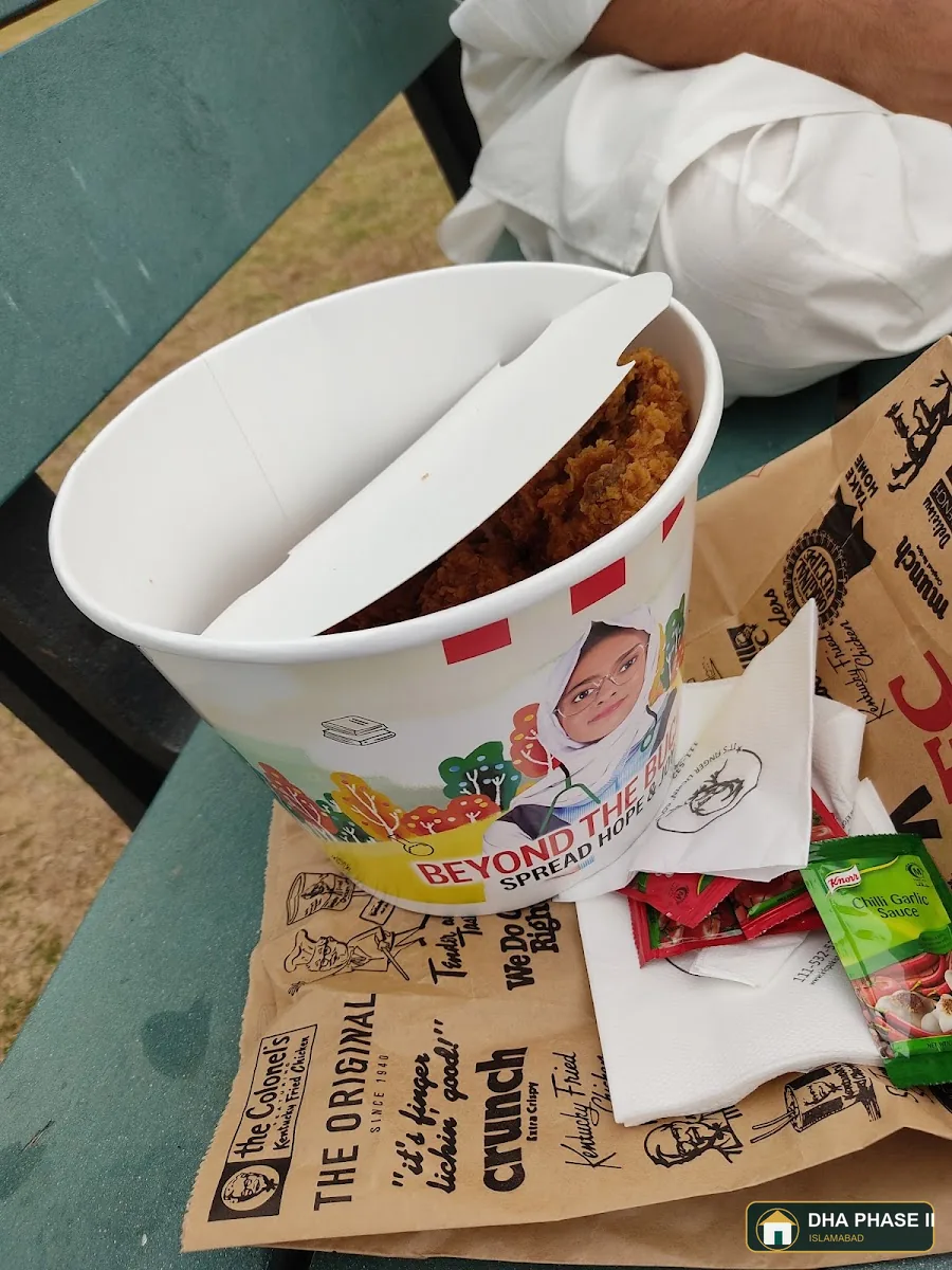 KFC in DHA Phase 2 Islamabad — photo 20