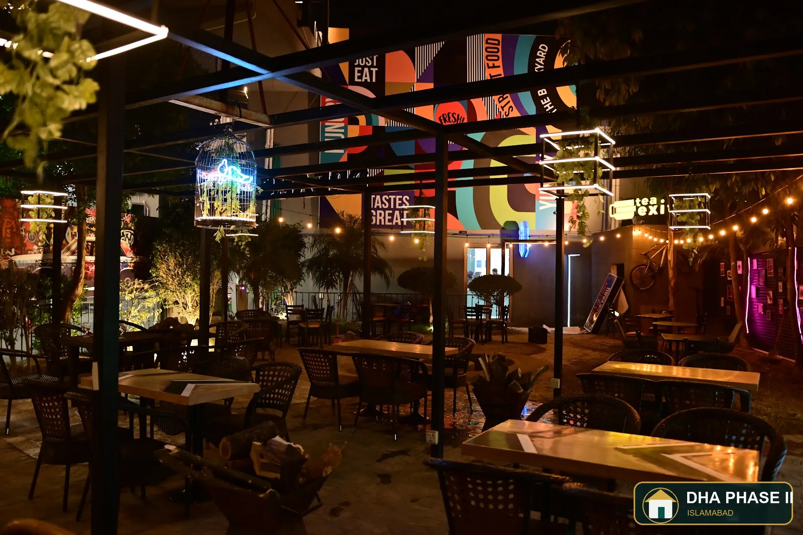 Lit Restaurant in DHA Phase 2 Islamabad — photo 16