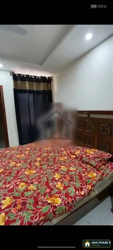 Get A 950 Square Feet Flat For sale In Main Commercial Area