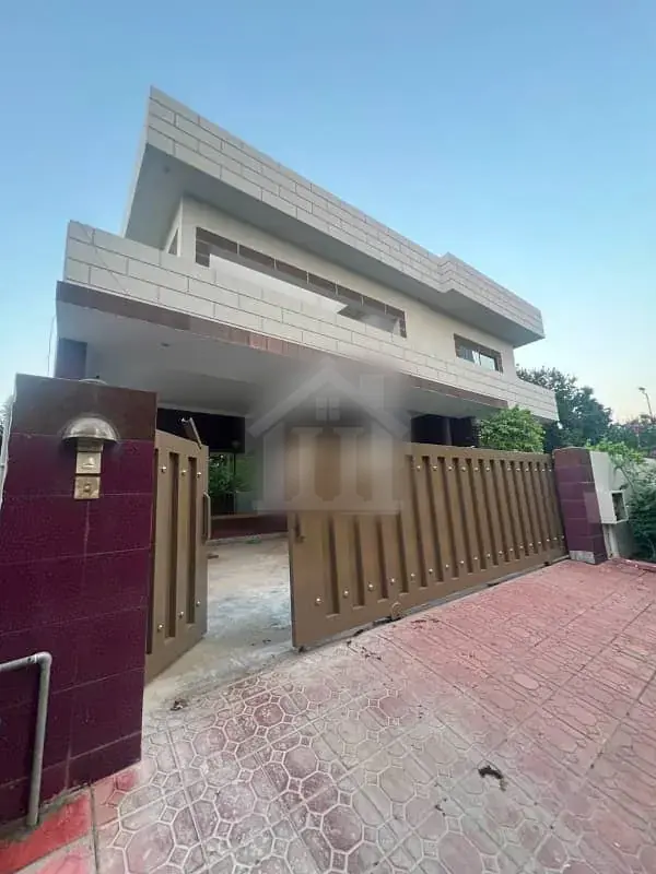 Corner Category Used 1 Kanal House for Sale in DHA Phase 2 Islamabad