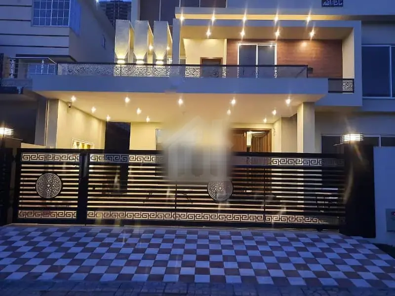 Designer Double Unit Very Prime Location near Central Park 1 Kanal House for Sale in DHA Phase 2 Islamabad