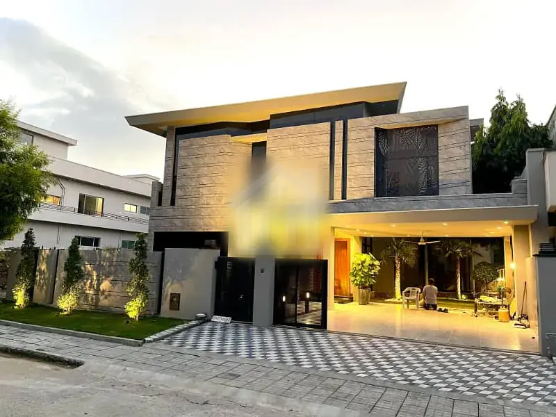 Prime Location Luxurious Dead-End Street 1 Kanal House for Sale in DHA Phase 2 Islamabad
