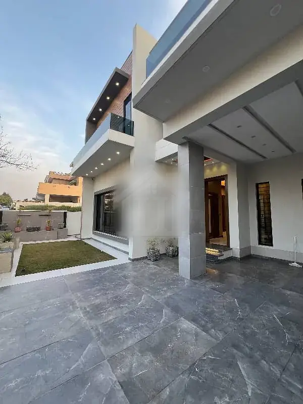 Prime Location near to Masjid near to Giga Mall near to APS School near to Control Park near to Community 1 Kanal House for Sale in DHA Phase 2 Islamabad