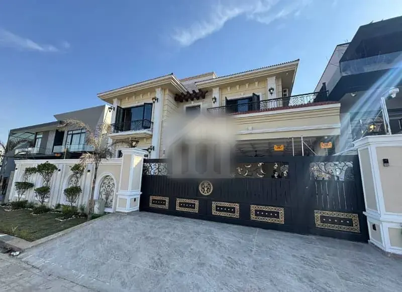 Royal Living Beautiful 1 Kanal House for Sale in DHA Phase 2 Islamabad