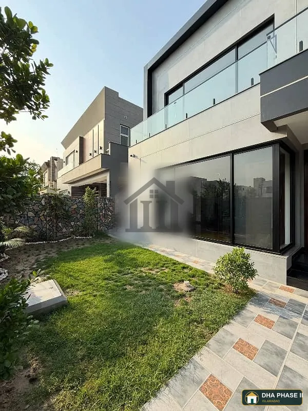 A 20 Marla Upper Portion In DHA Defence Phase 2